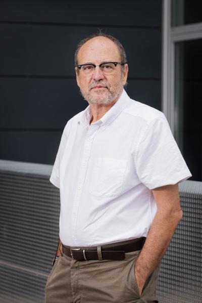 Pioneering breakthrough of chemical nanoengineering to design drugs controlled by light Pioneering breakthrough of chemical nanoengineering to design drugs controlled by light