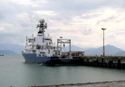 US research vessel winds down visit to Vietnam as part of joint oceanographic research program US research vessel winds down visit to Vietnam as part of joint oceanographic research program